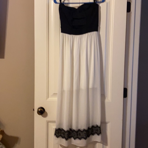Enfocus Studio Strapless Night Dress. Size 6 - Picture 2 of 4